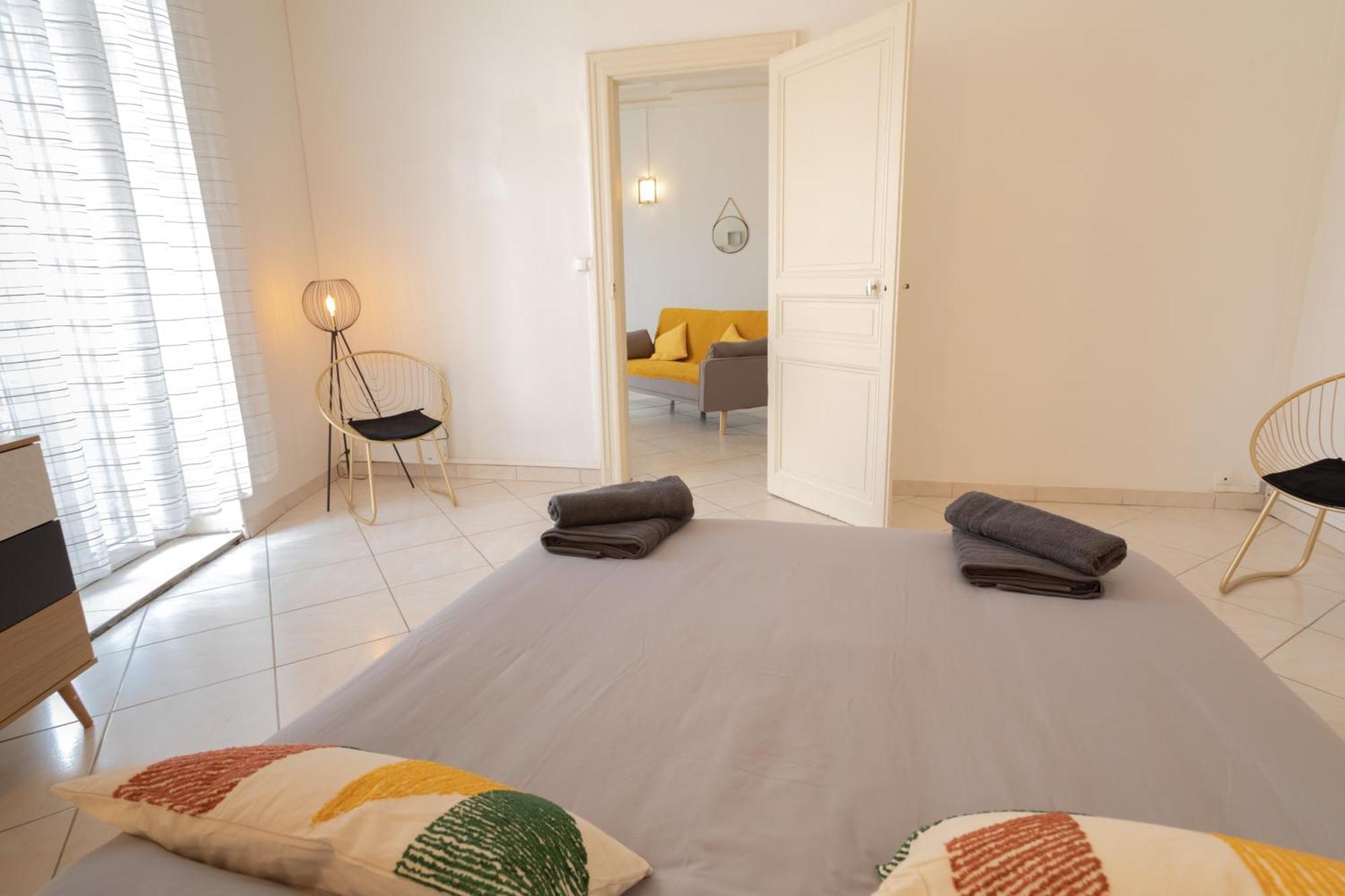 Le Albert 1Er Beziers Appartements Tout Equipes Exterior foto